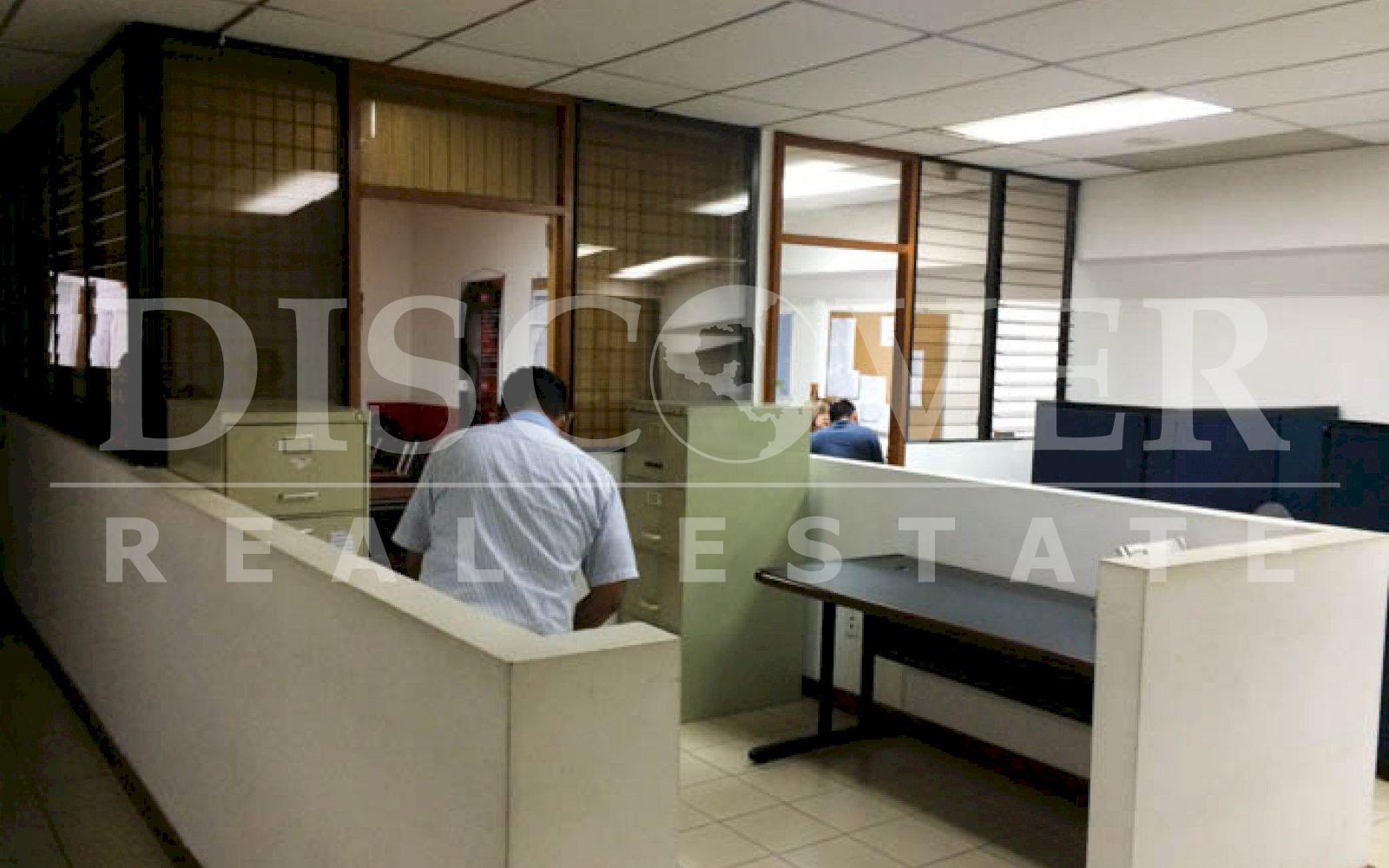 https://images.discovernica.com/propiedad/1600/bodega_venta_plaza_espa_a_id_10642_7.jpg