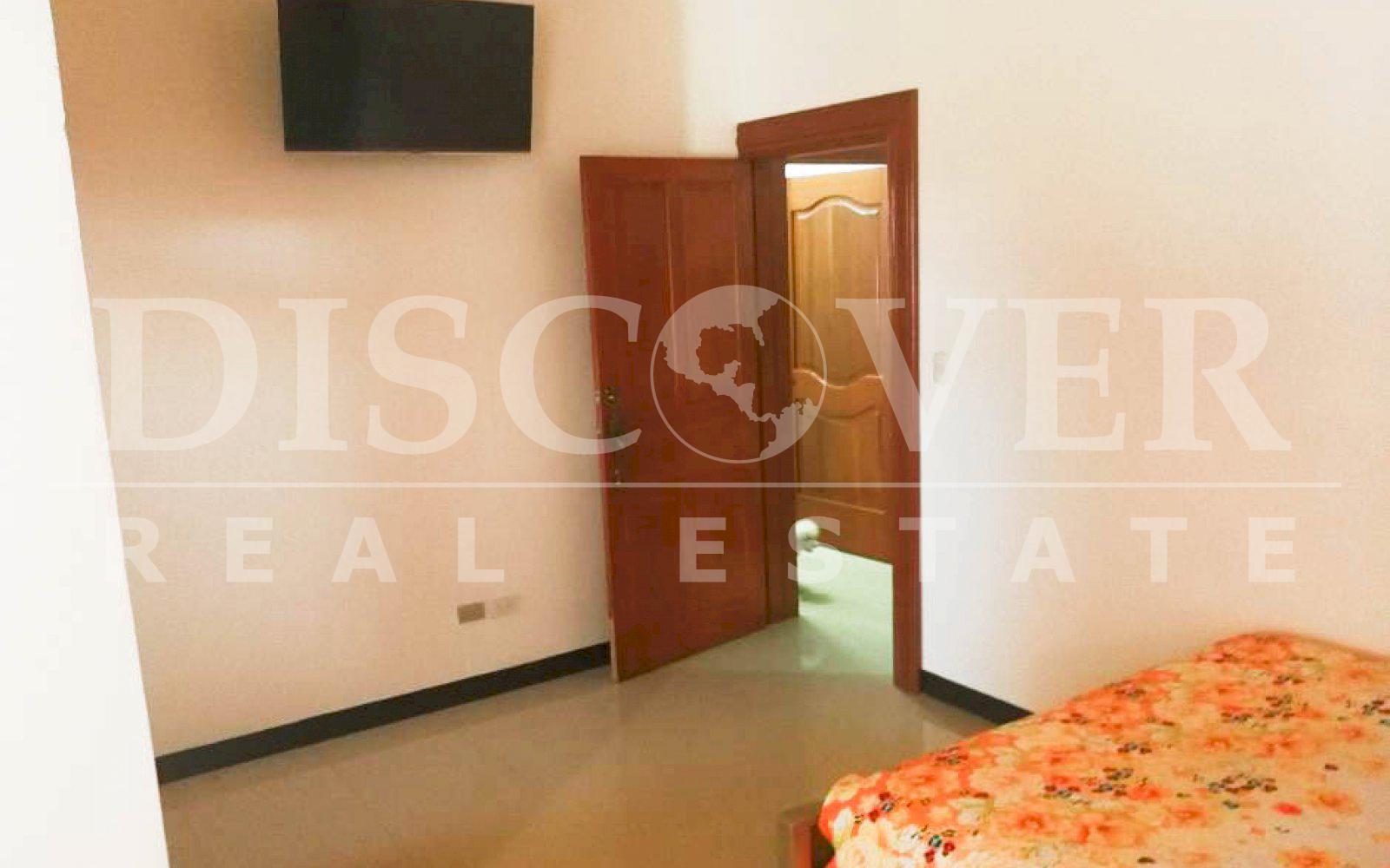 https://images.discovernica.com/propiedad/1600/casa_6_habitaciones_5_ba_os_3_salas_2_cocina_ID_11463_7.jpg