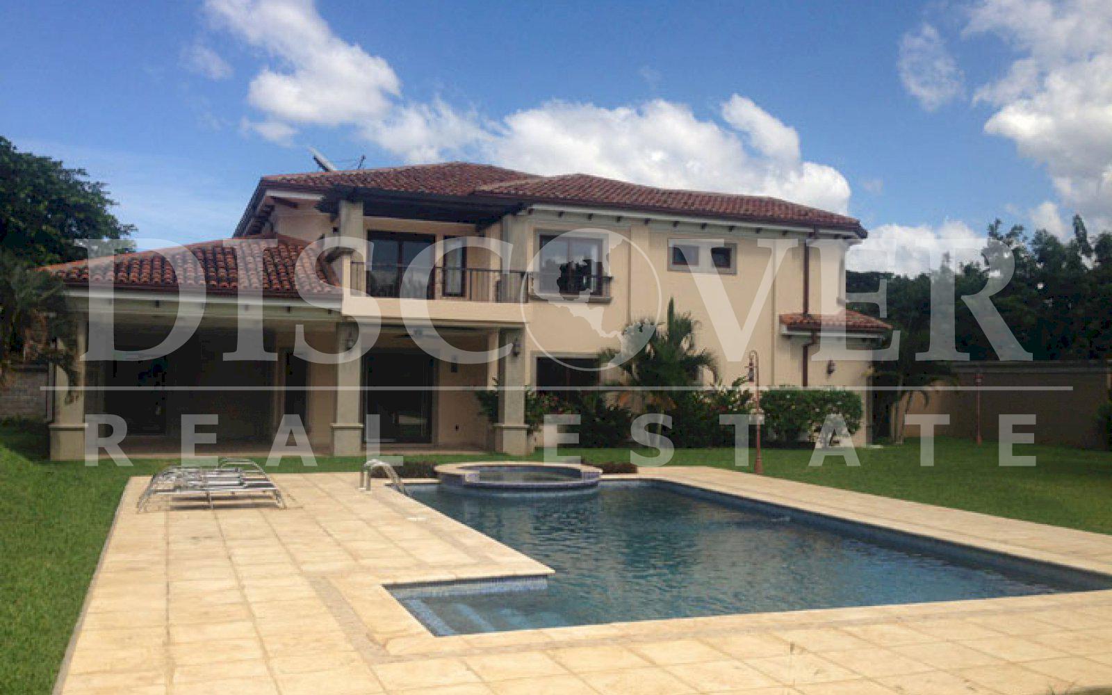 https://images.discovernica.com/propiedad/1600/casa_a_la_renta_y_venta_en_altos_de_santo_domingo_managua_nicaragua_1_.jpg