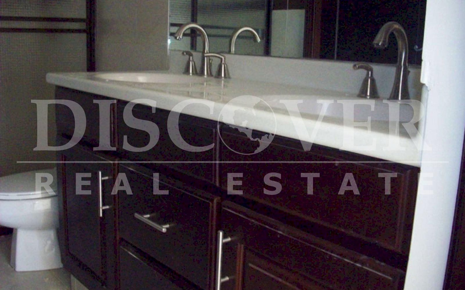 https://images.discovernica.com/propiedad/1600/casa_a_la_venta_en_condominio_villas_del_rio_managua_nicaragua_4_.jpg
