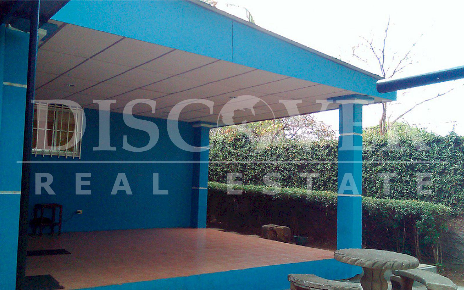  House of 2 storey for Rent in the Palmeras Condominium ID 9820