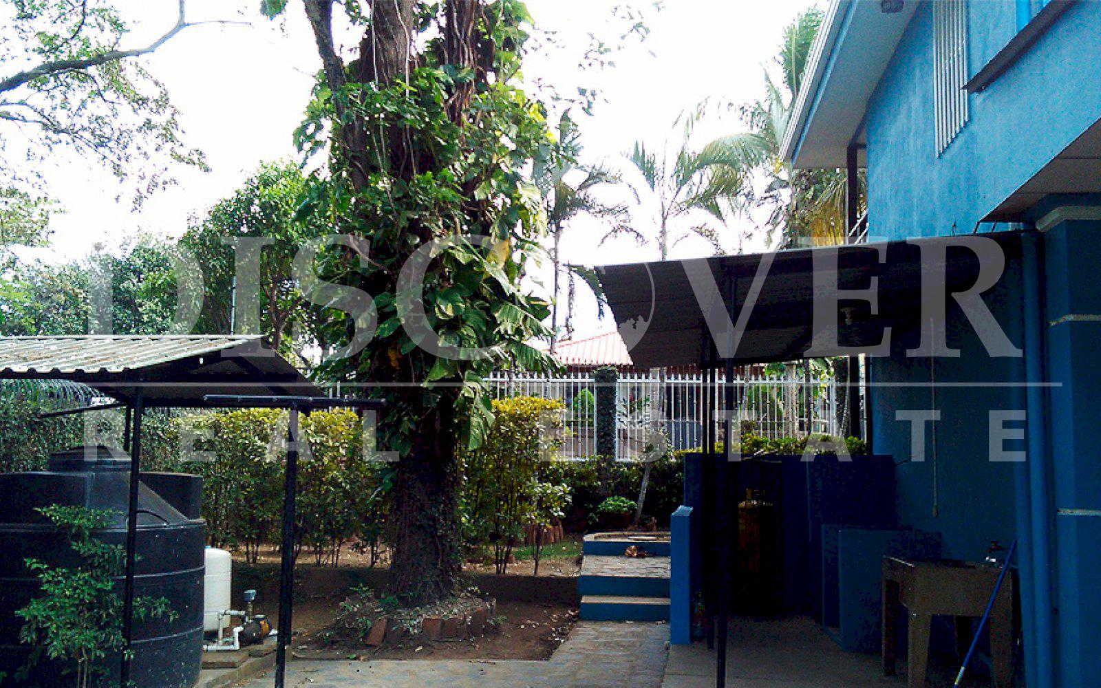  House of 2 storey for Rent in the Palmeras Condominium ID 9820