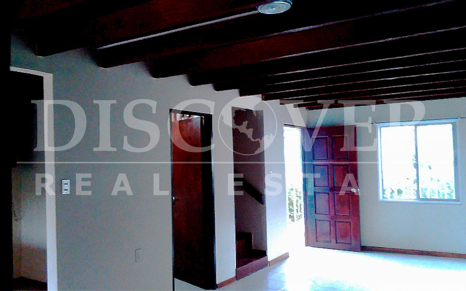  House of 2 storey for Rent in the Palmeras Condominium ID 9820