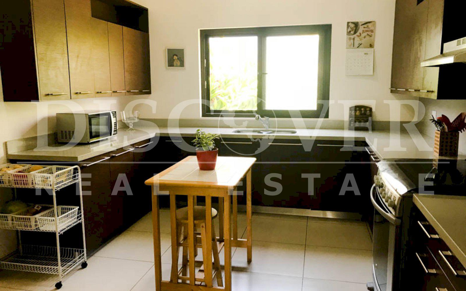 https://images.discovernica.com/propiedad/1600/casa_alquiler_condominio_santa_lucia_ID_11548_3.jpg