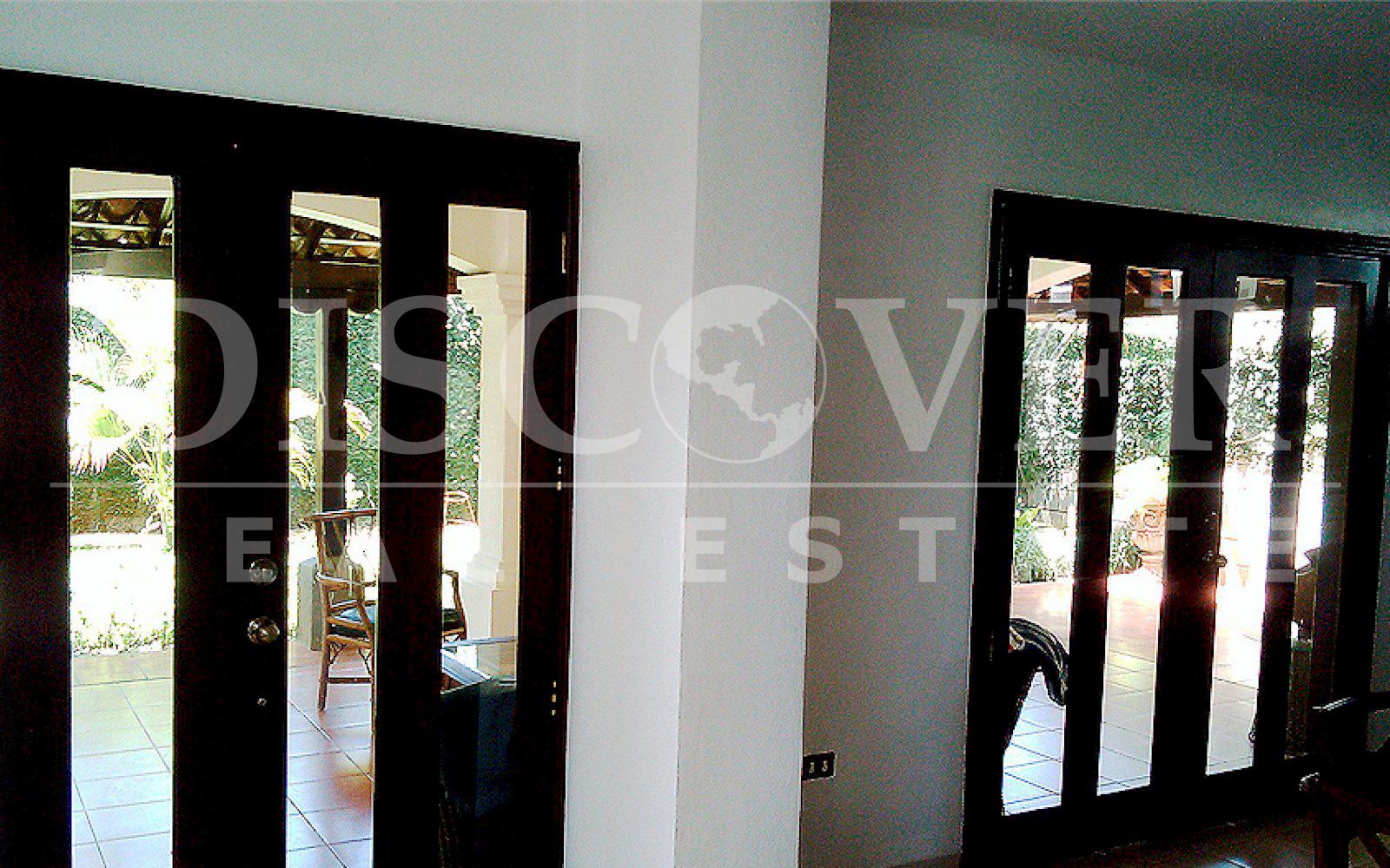 https://images.discovernica.com/propiedad/1600/casa_alquiler_estancia_condominio_condesa_managua_id_9817_3.jpg