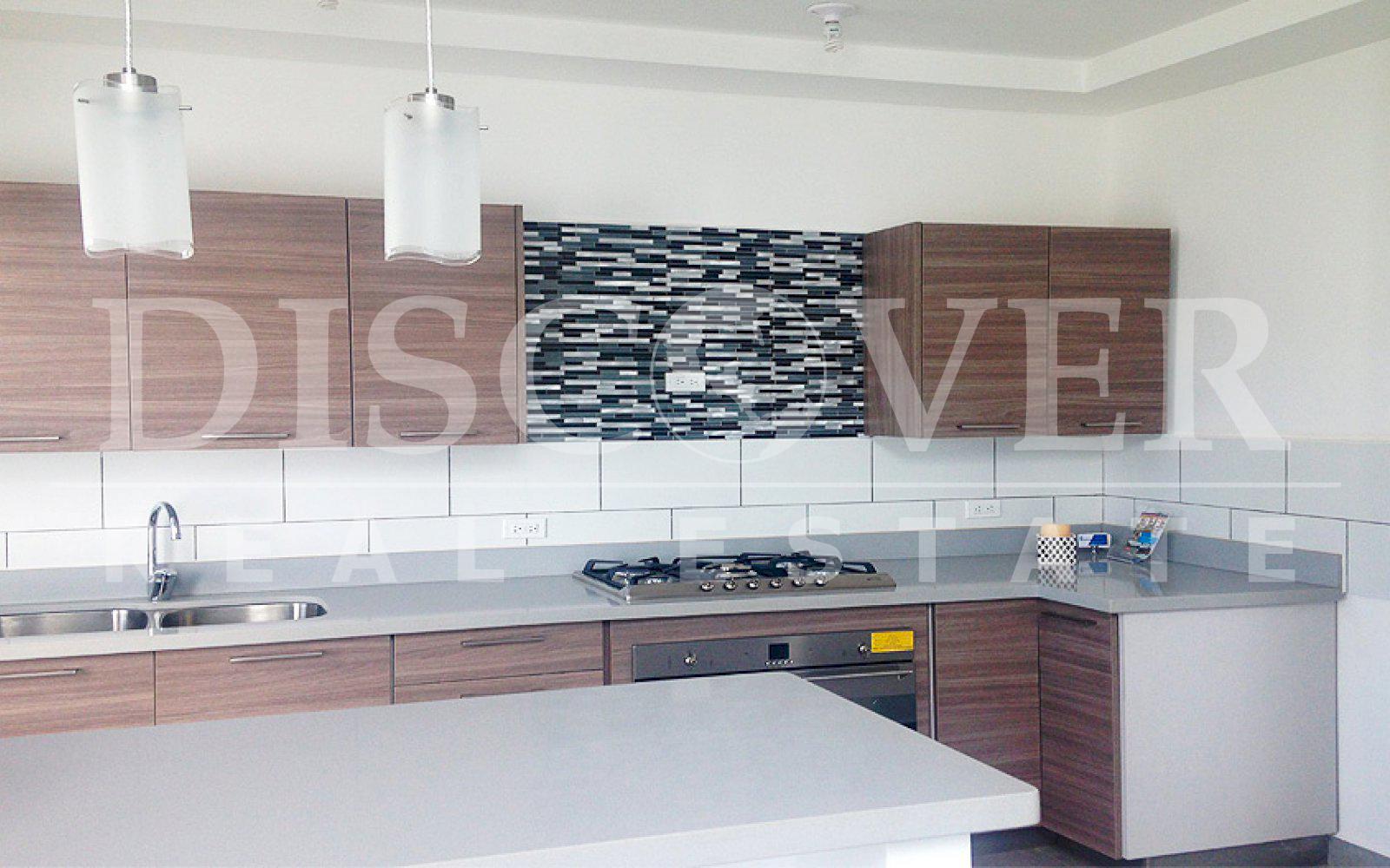  Furnished house rental in Tramonto condominium.