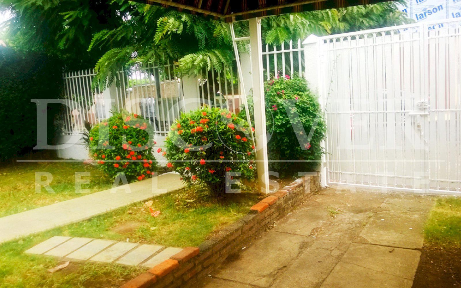 https://images.discovernica.com/propiedad/1600/casa_alquiler_los_robles_managua_id_9780_2.jpg