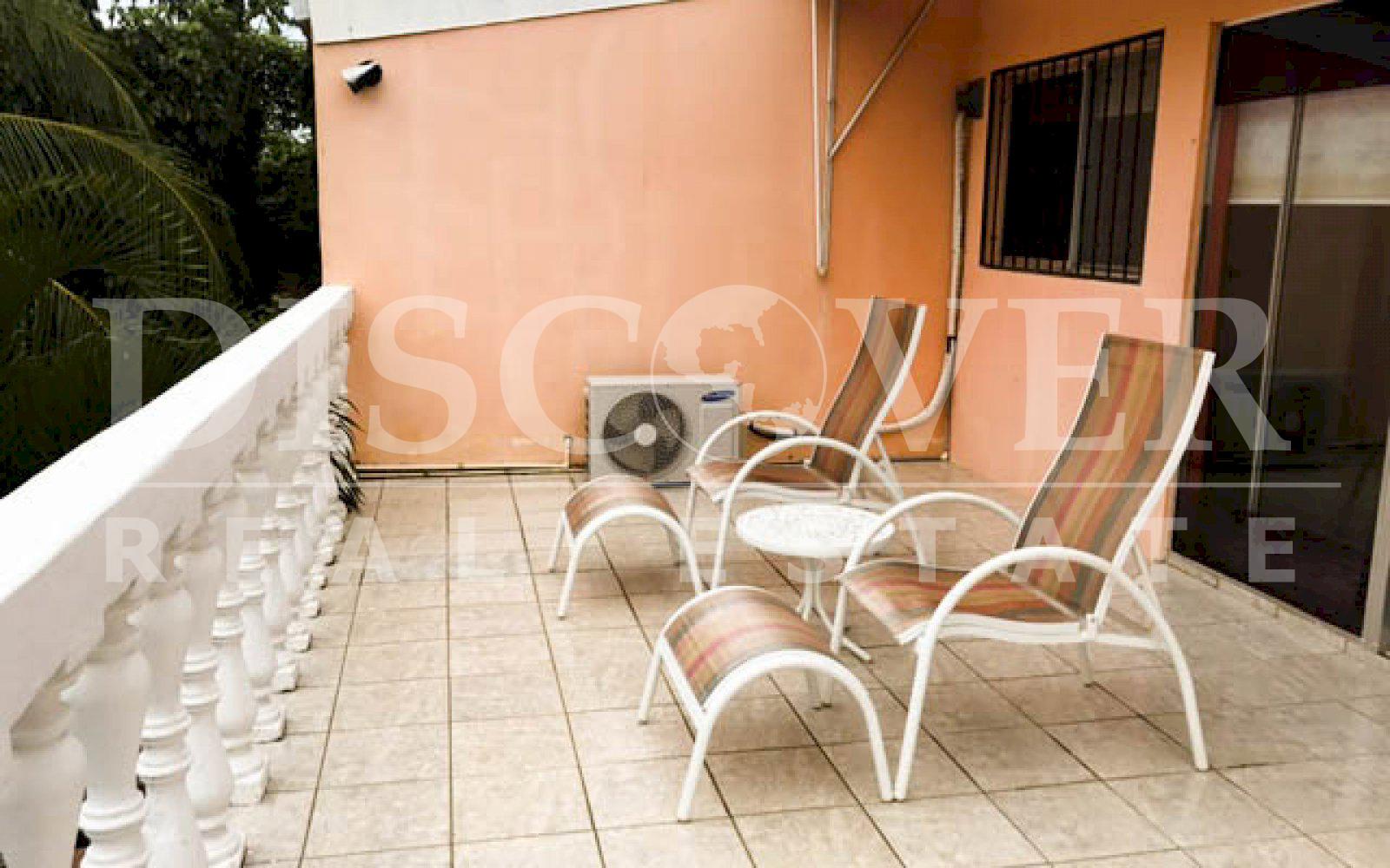 https://images.discovernica.com/propiedad/1600/casa_de_2_niveles_amueblada_en_venta_y_renta_en_las_colinas_id_11132_20.jpg