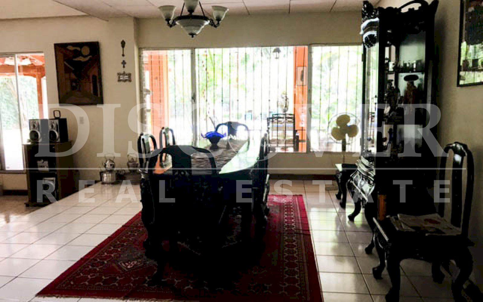 https://images.discovernica.com/propiedad/1600/casa_de_2_niveles_amueblada_en_venta_y_renta_en_las_colinas_id_11132_8.jpg
