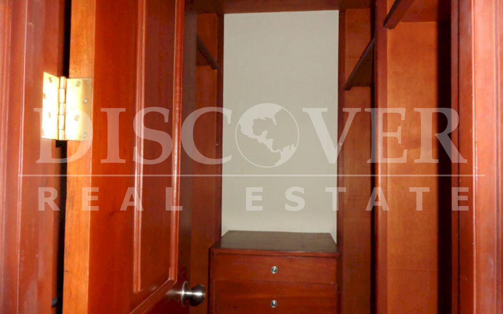  Beautiful House for Rent in Serranias Zone, South Road ID 8540