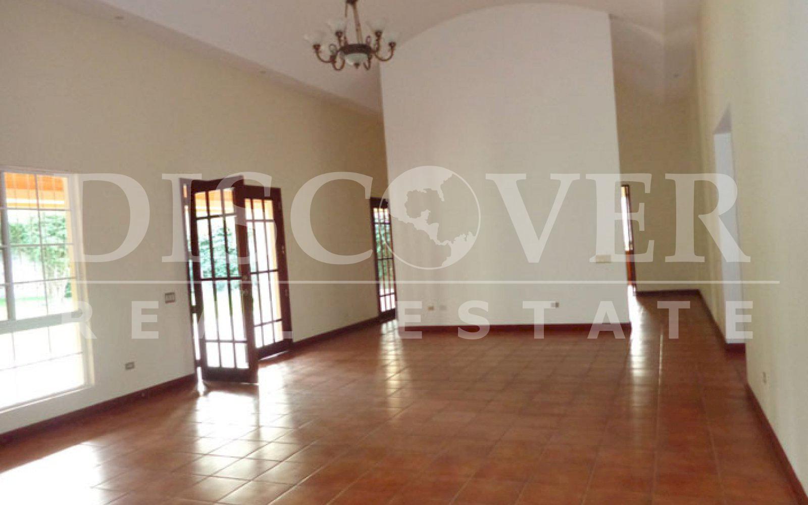  Beautiful House for Rent in Serranias Zone, South Road ID 8540