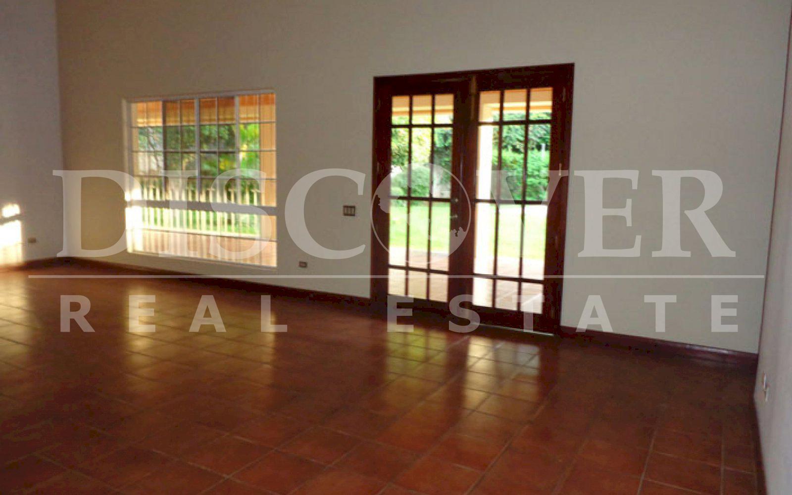  Beautiful House for Rent in Serranias Zone, South Road ID 8540