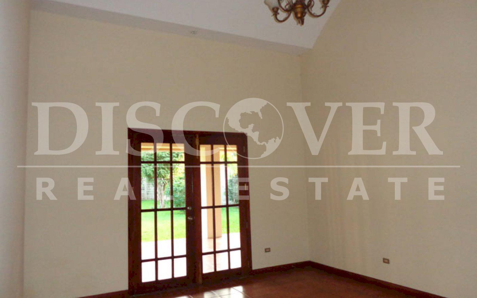  Beautiful House for Rent in Serranias Zone, South Road ID 8540