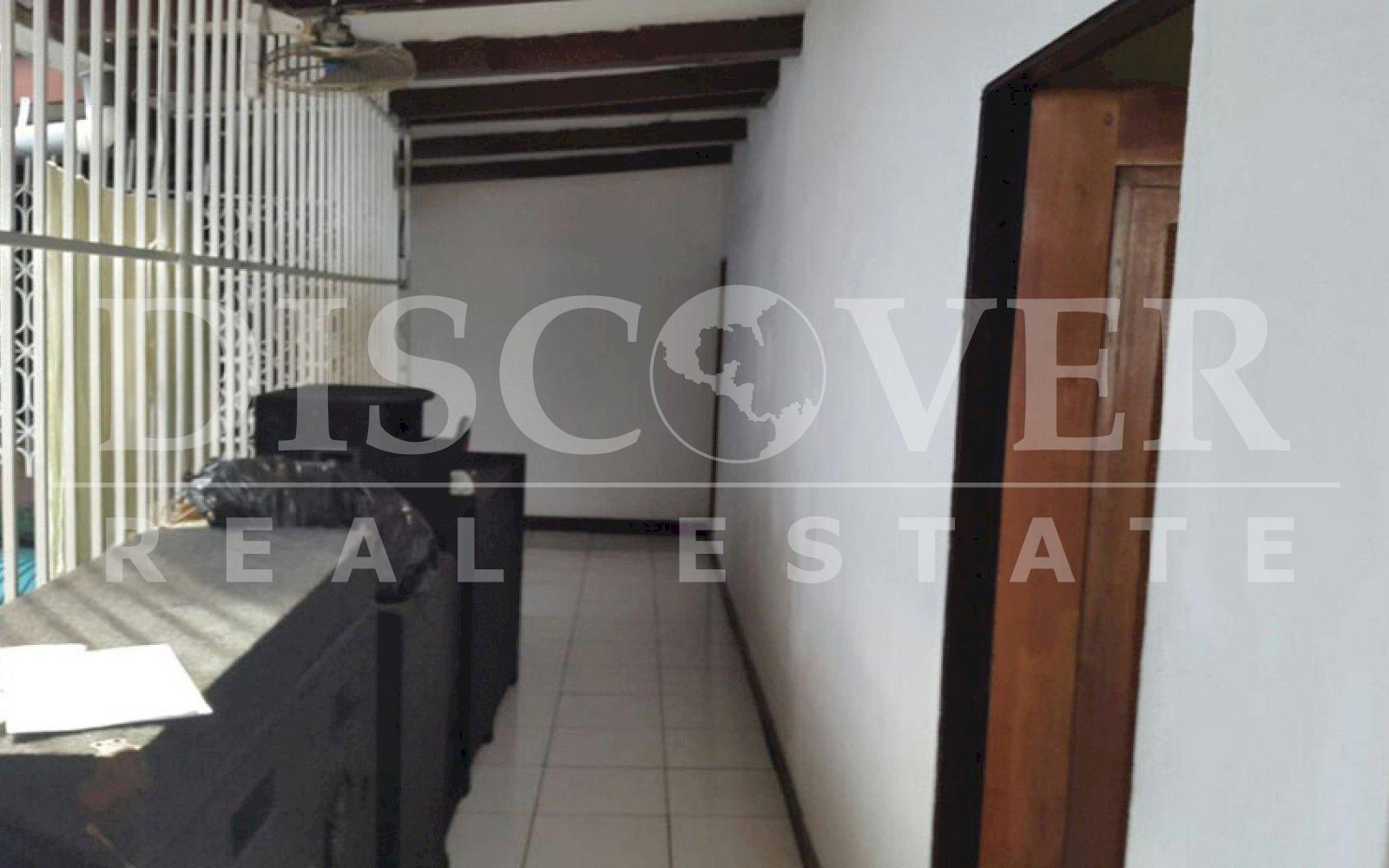 https://images.discovernica.com/propiedad/1600/casa_en_venta_en_los_robles_managua_nicaragua_9_.jpg