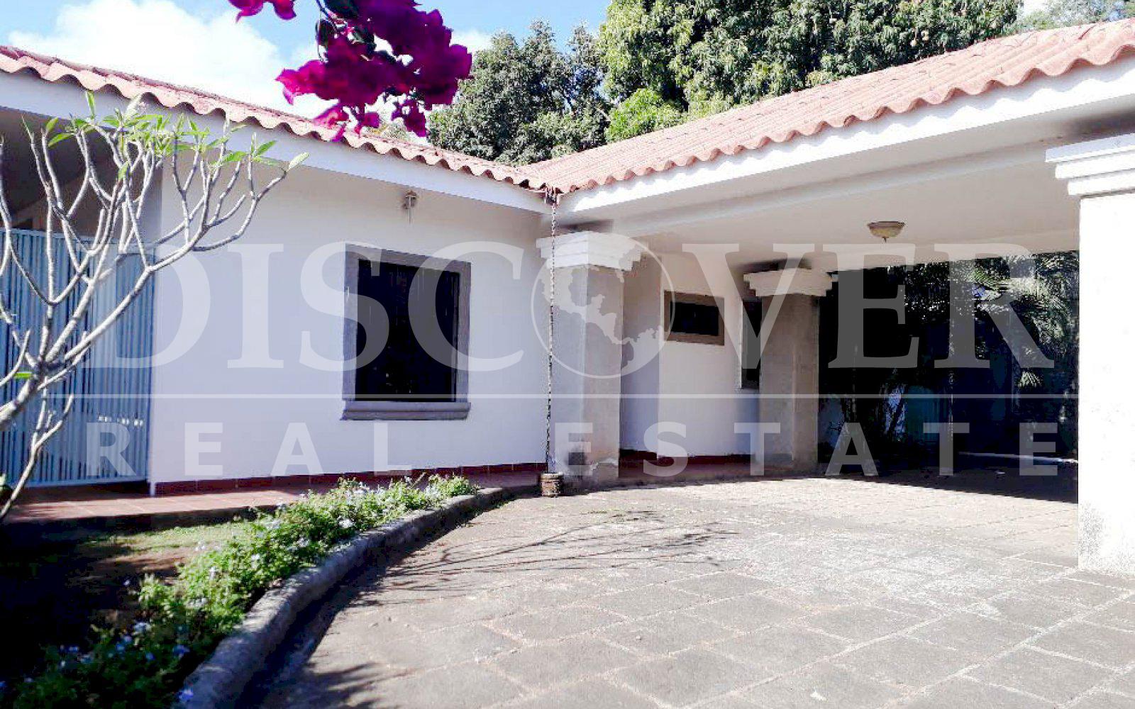  Beautiful House with pool for Rent or Sale in the Colinas Sur ID 11446
