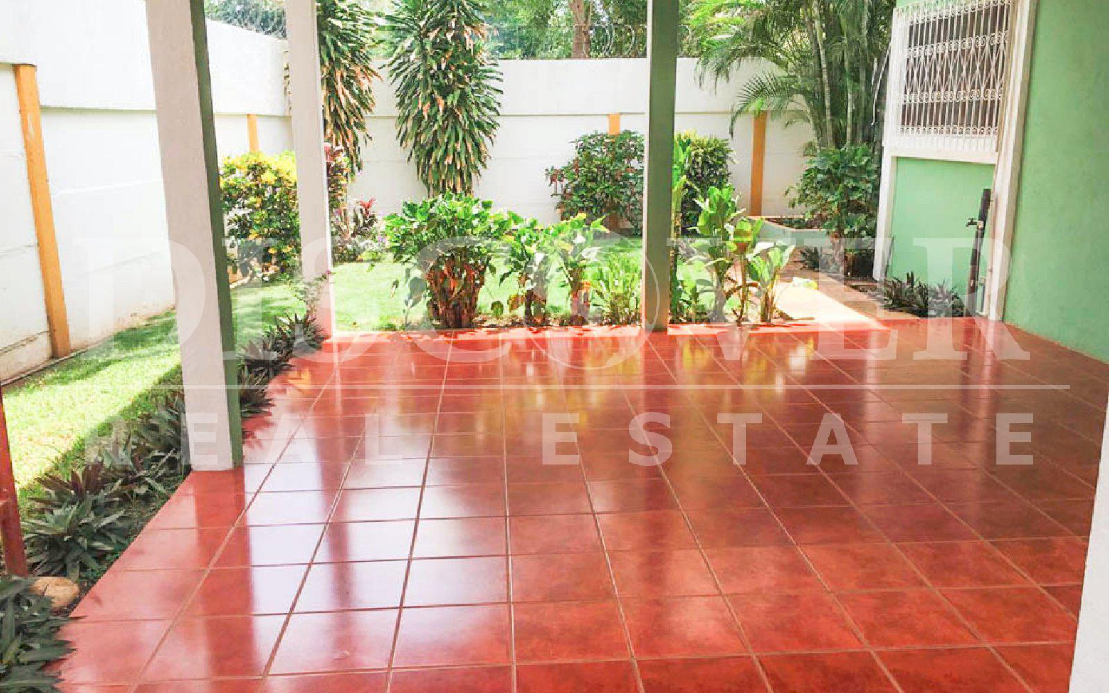  House for Sale in South Road ID 9329