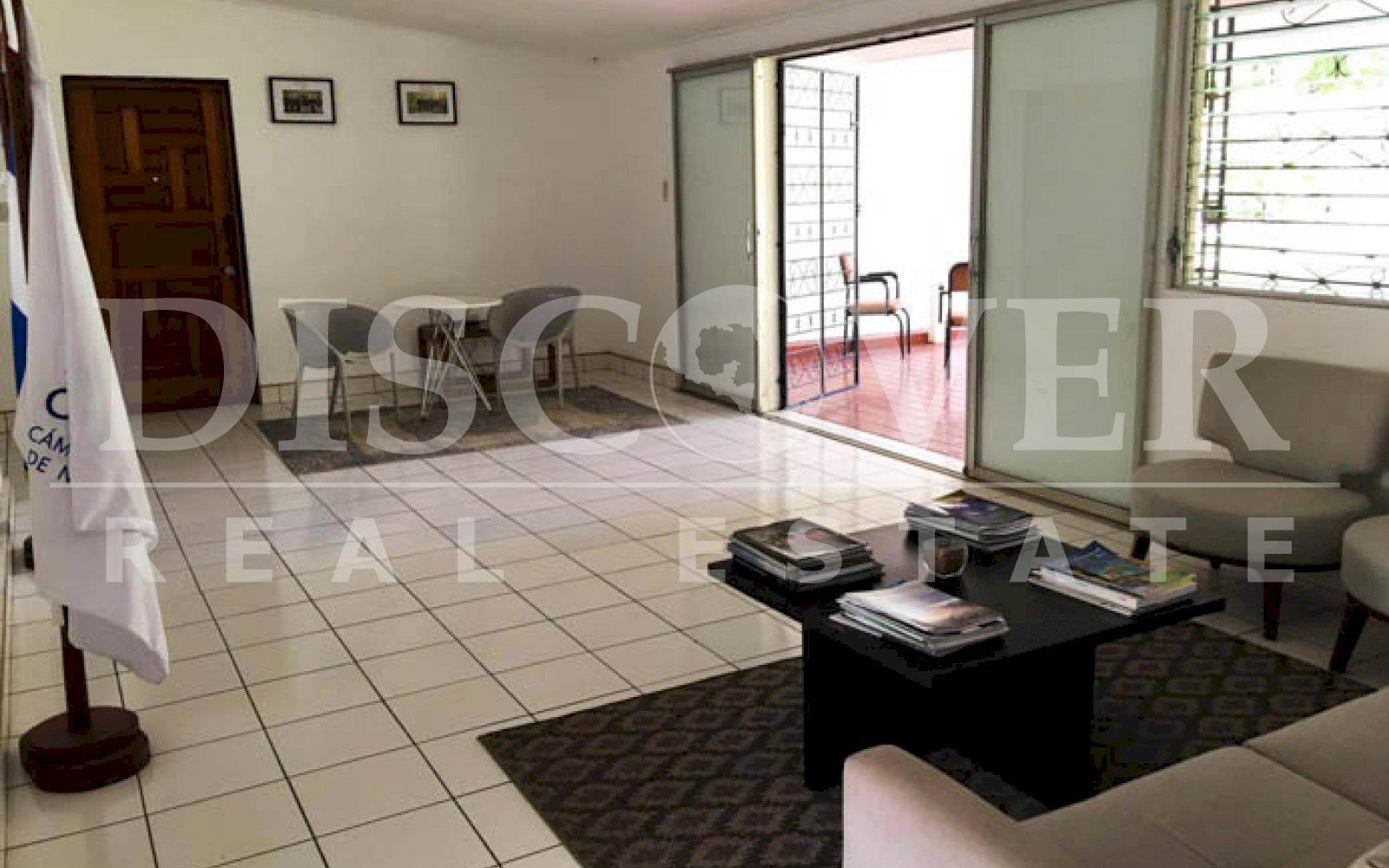  House for Rent located in the Colinas Residential ID 10217