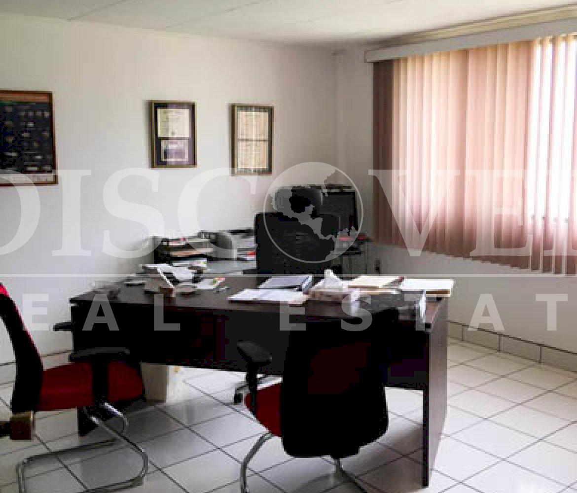  House for Rent located in the Colinas Residential ID 10217