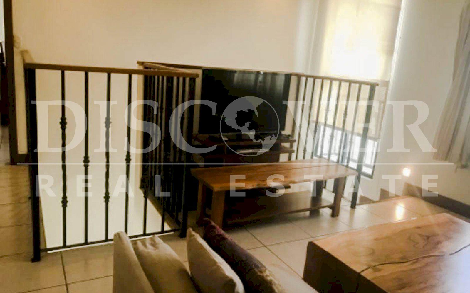 https://images.discovernica.com/propiedad/1600/casa_renta_las_cumbres_4_habitaciones_swimming_pool_ID11563.jpg
