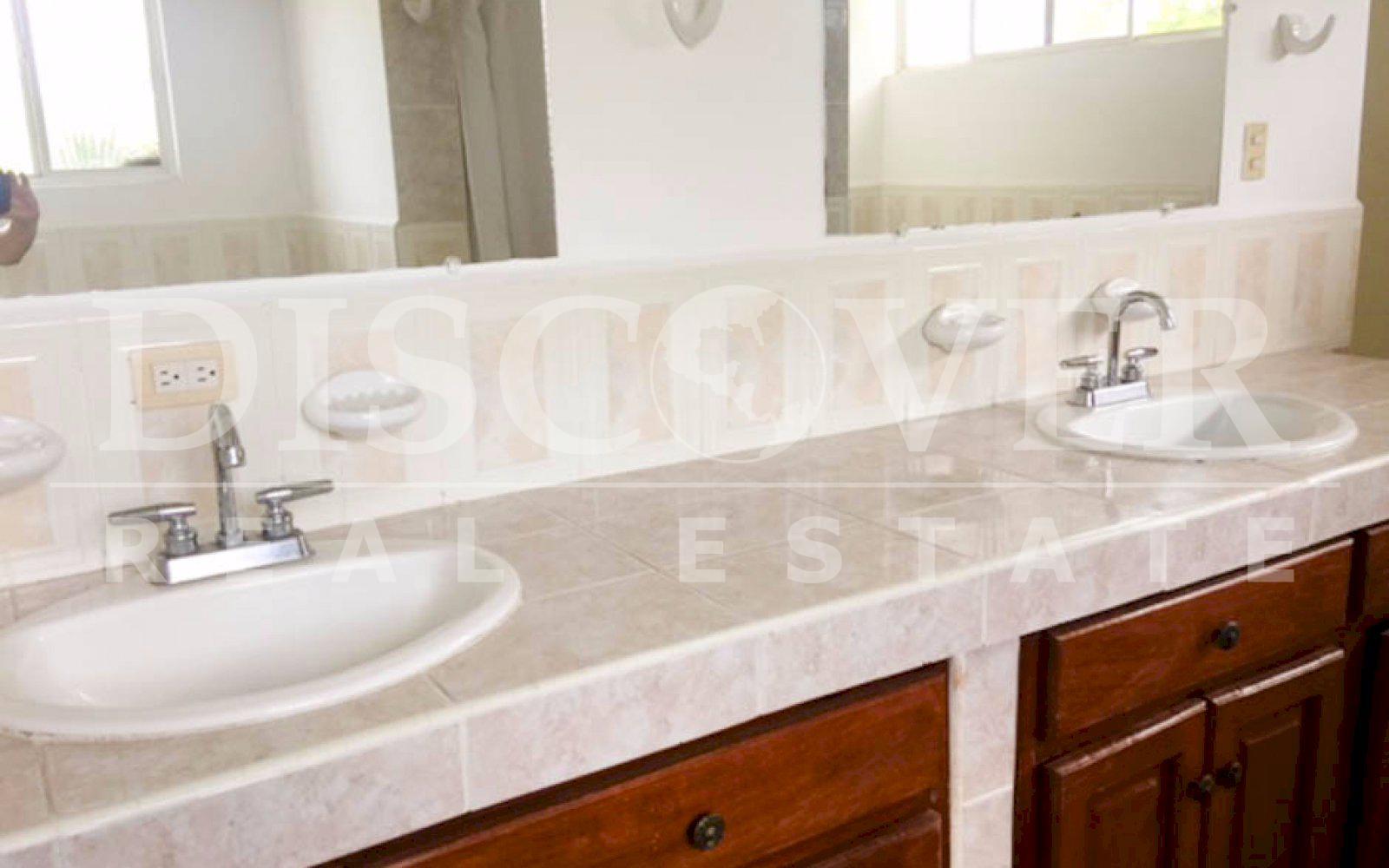  House for rent located in Alameda Residential