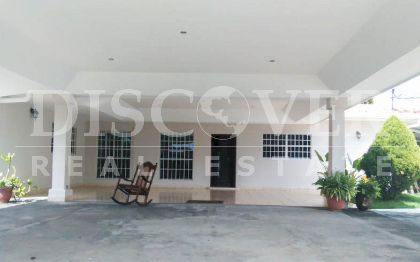  Beautiful House for Rent located in the Cumbres ID 10241