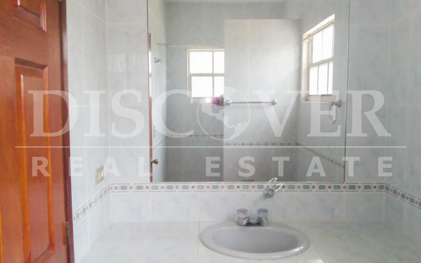  Beautiful House for Rent located in the Cumbres ID 10241