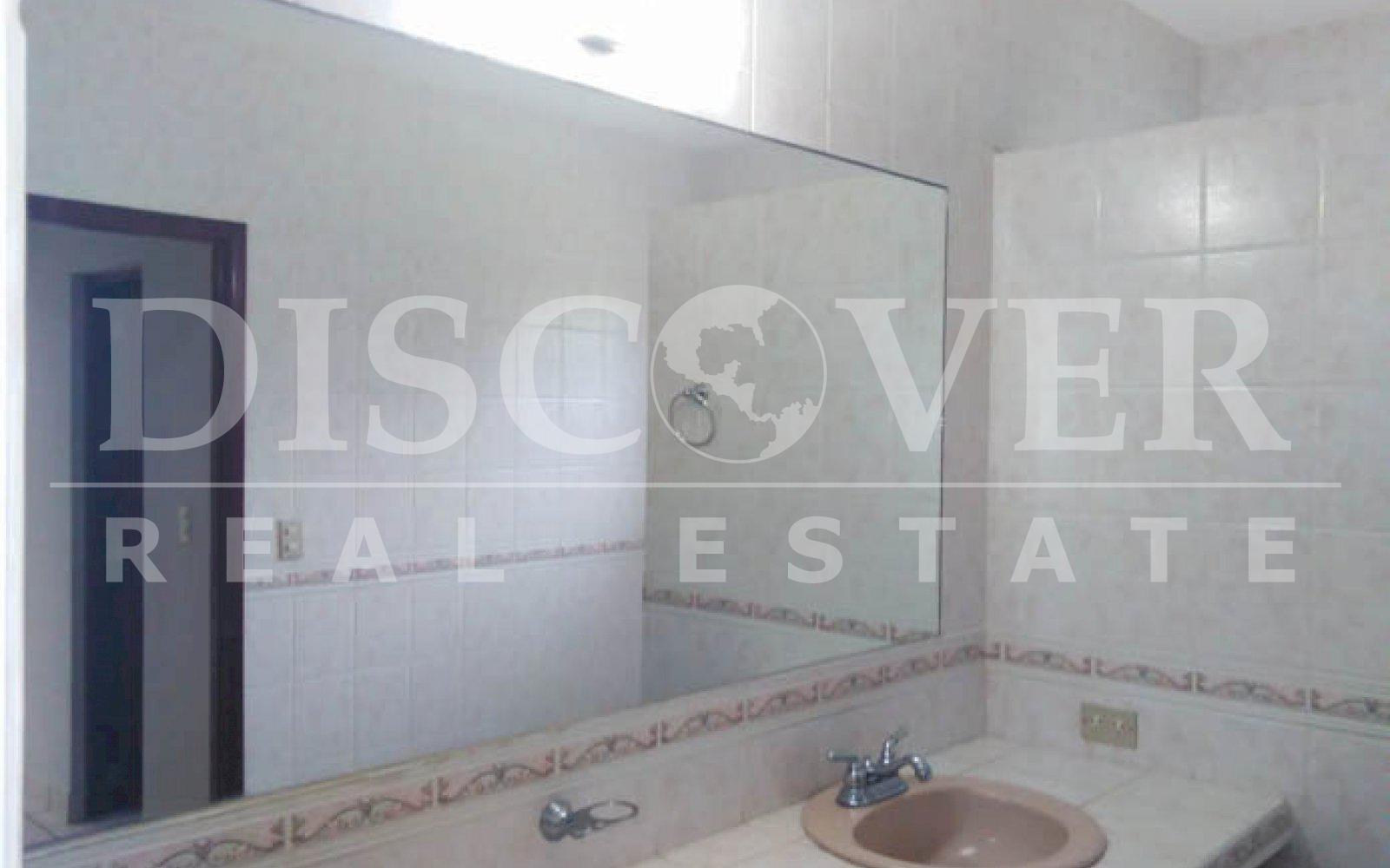  Beautiful House for Rent located in the Cumbres ID 10241