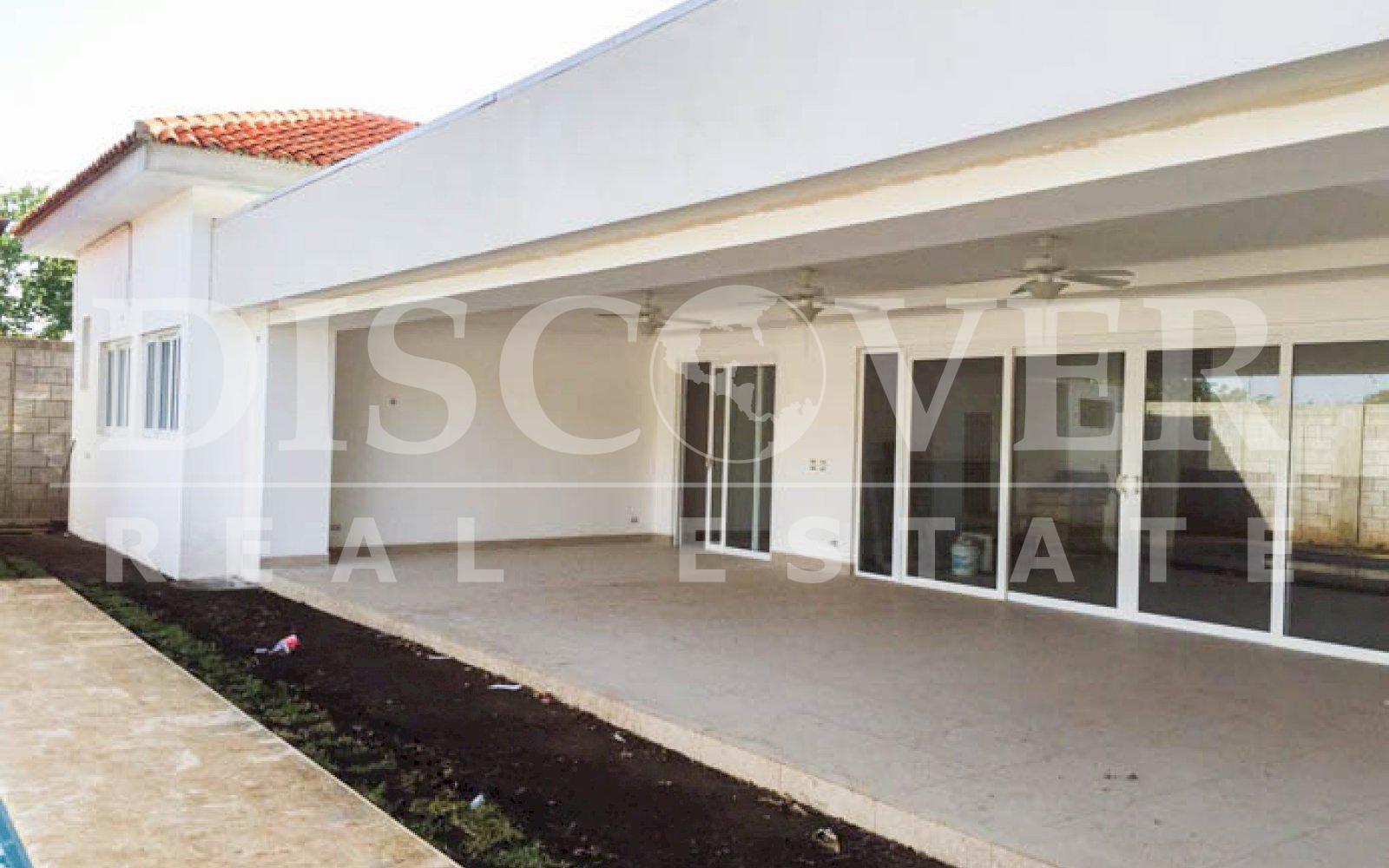 https://images.discovernica.com/propiedad/1600/casa_renta_residencial_los_mangos_managua_id_10414_4.jpg