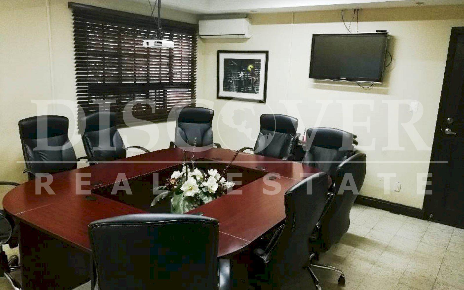 https://images.discovernica.com/propiedad/1600/casa_renta_venta_bolonia_12_oficinas_2_salas_conferencia_ID_11491_4.jpg