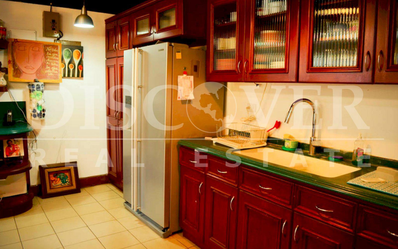  House for Rent or Sale located in Monte Fresco Neighborhood South Road ID 10989