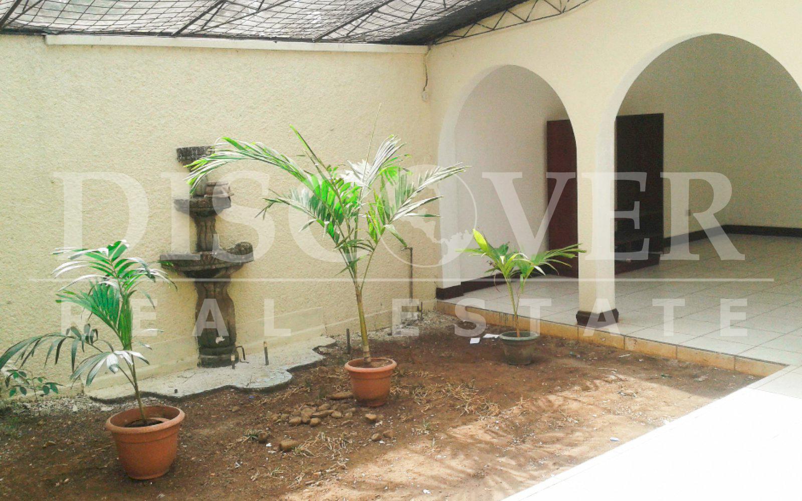  House for Sale and Rent in Villa Fontana ID 10657