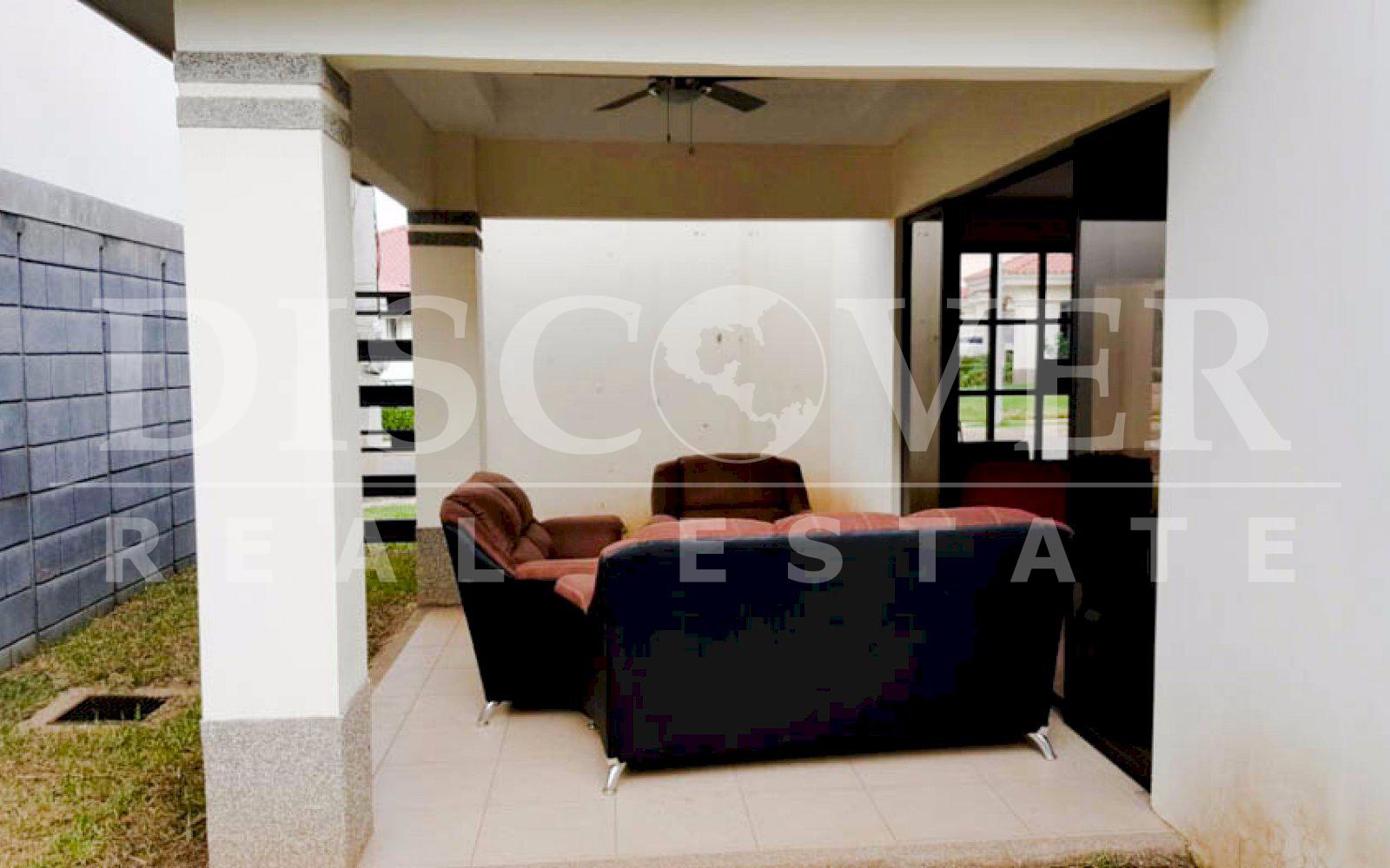 https://images.discovernica.com/propiedad/1600/casa_renta_villa_fontana_residencial_amaretto_3_habitaciones_2.5_ba_os_ID11235_3.jpg