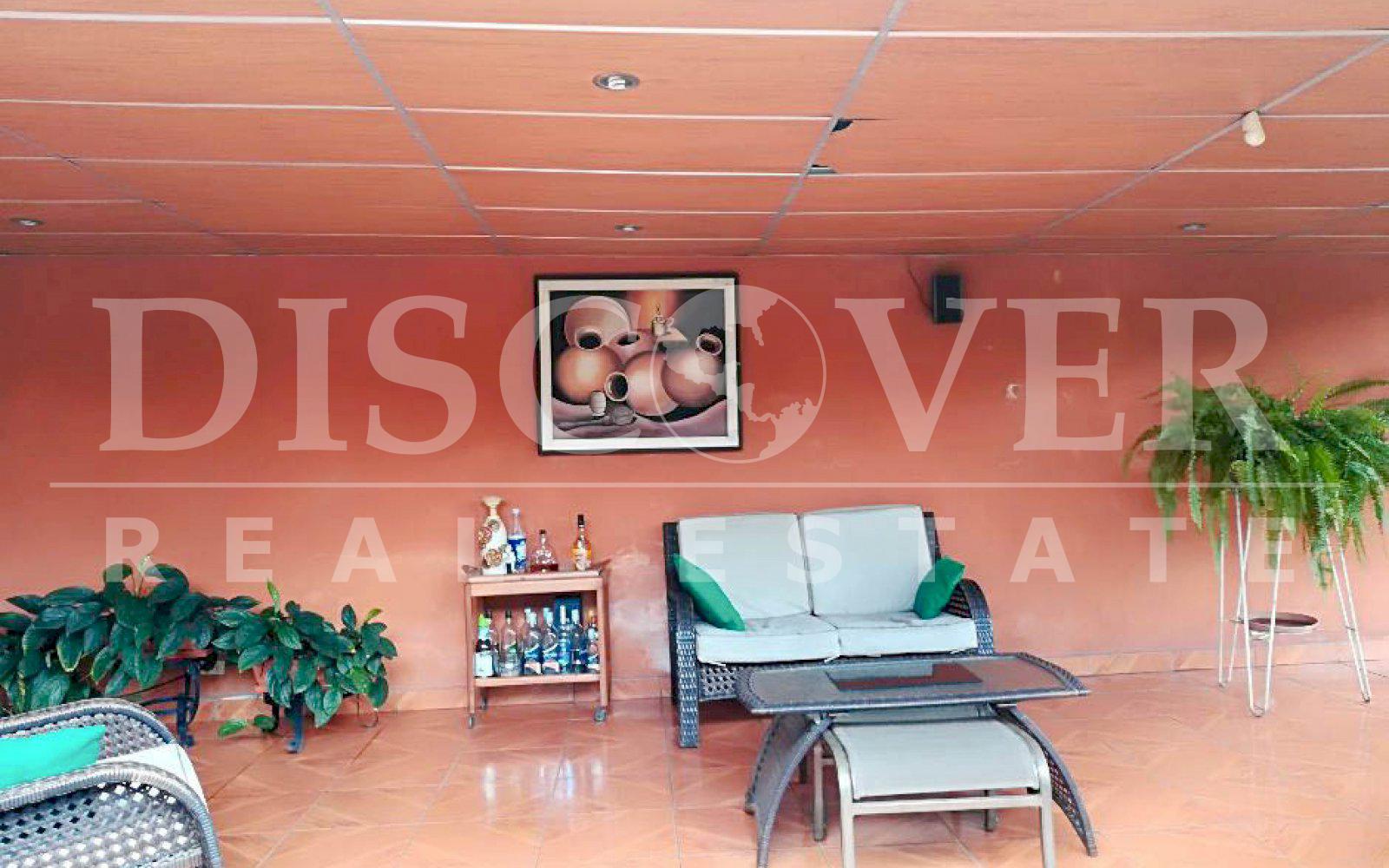 https://images.discovernica.com/propiedad/1600/casa_rotonda_bella_horizonte_venta_2_ba_os_ID_11500_7.jpg