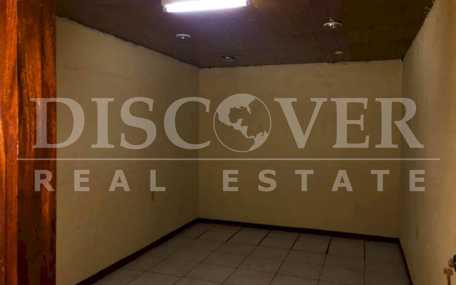 https://images.discovernica.com/propiedad/1600/casa_venta_altamira_de_este_id_10660_14.jpg