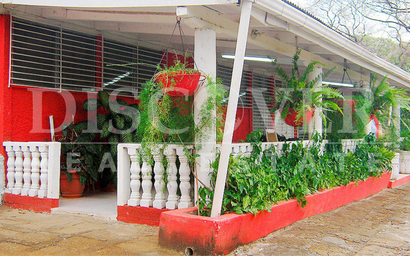https://images.discovernica.com/propiedad/1600/casa_venta_carretera_vieja_leon_managua_id_9939_1.jpg