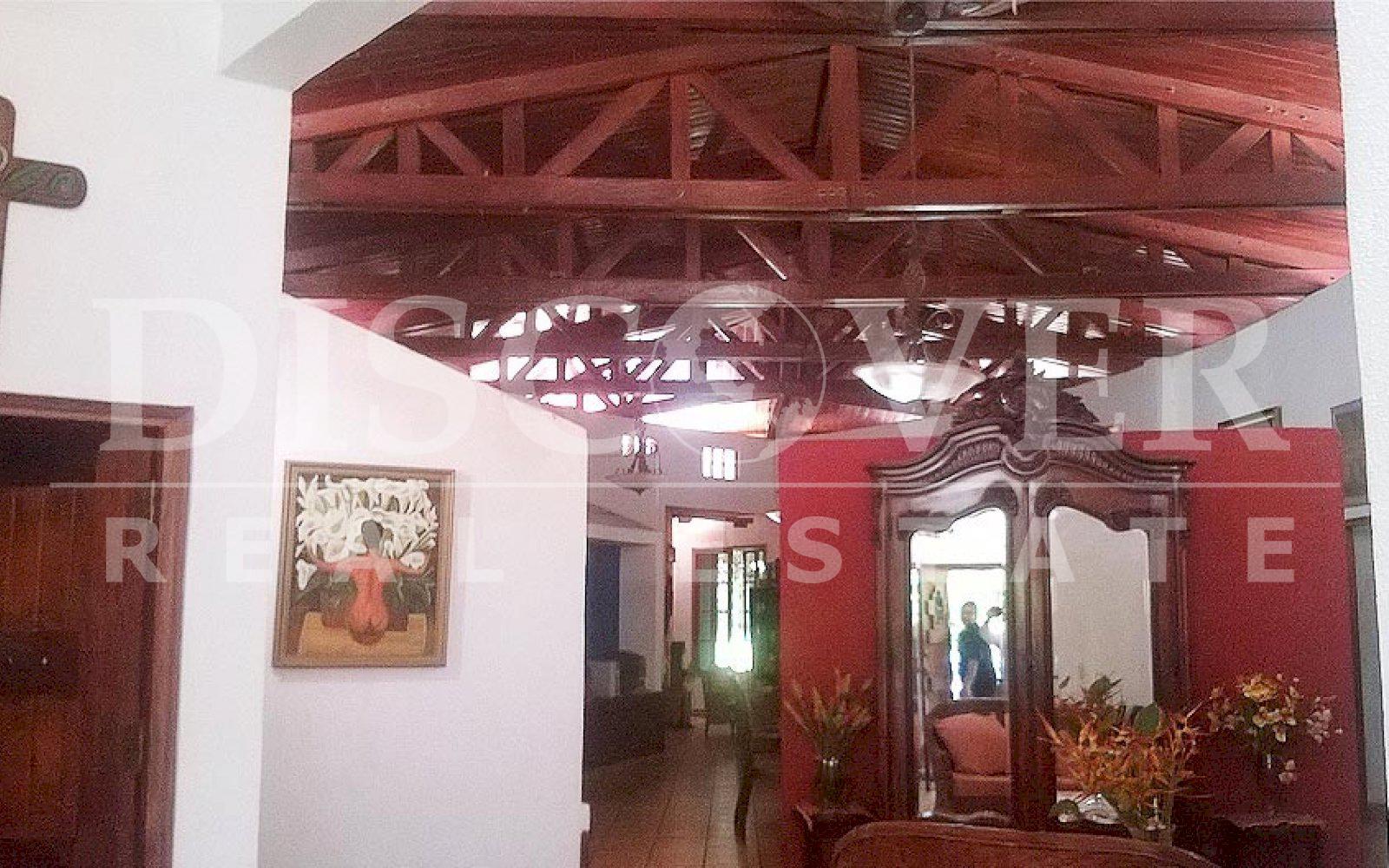 https://images.discovernica.com/propiedad/1600/casa_venta_chiquilistagua_carretera_vieja_leon_managua_id_10258_5.jpg