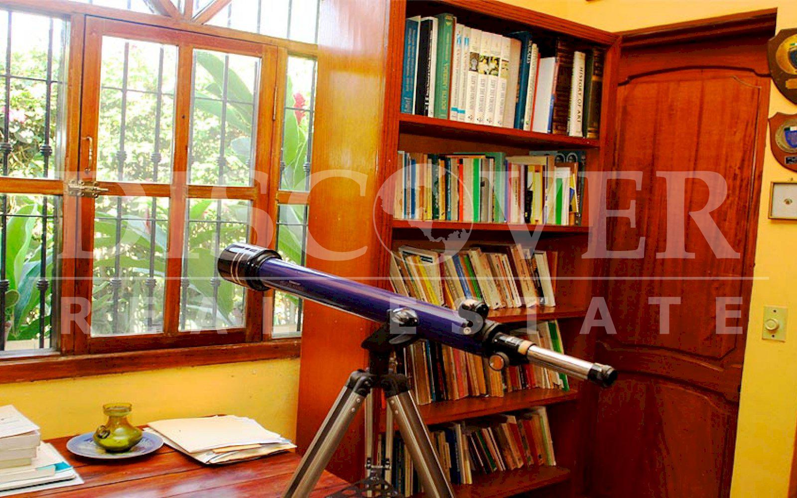 Beautiful House for Sale in Diriamba ID 10012