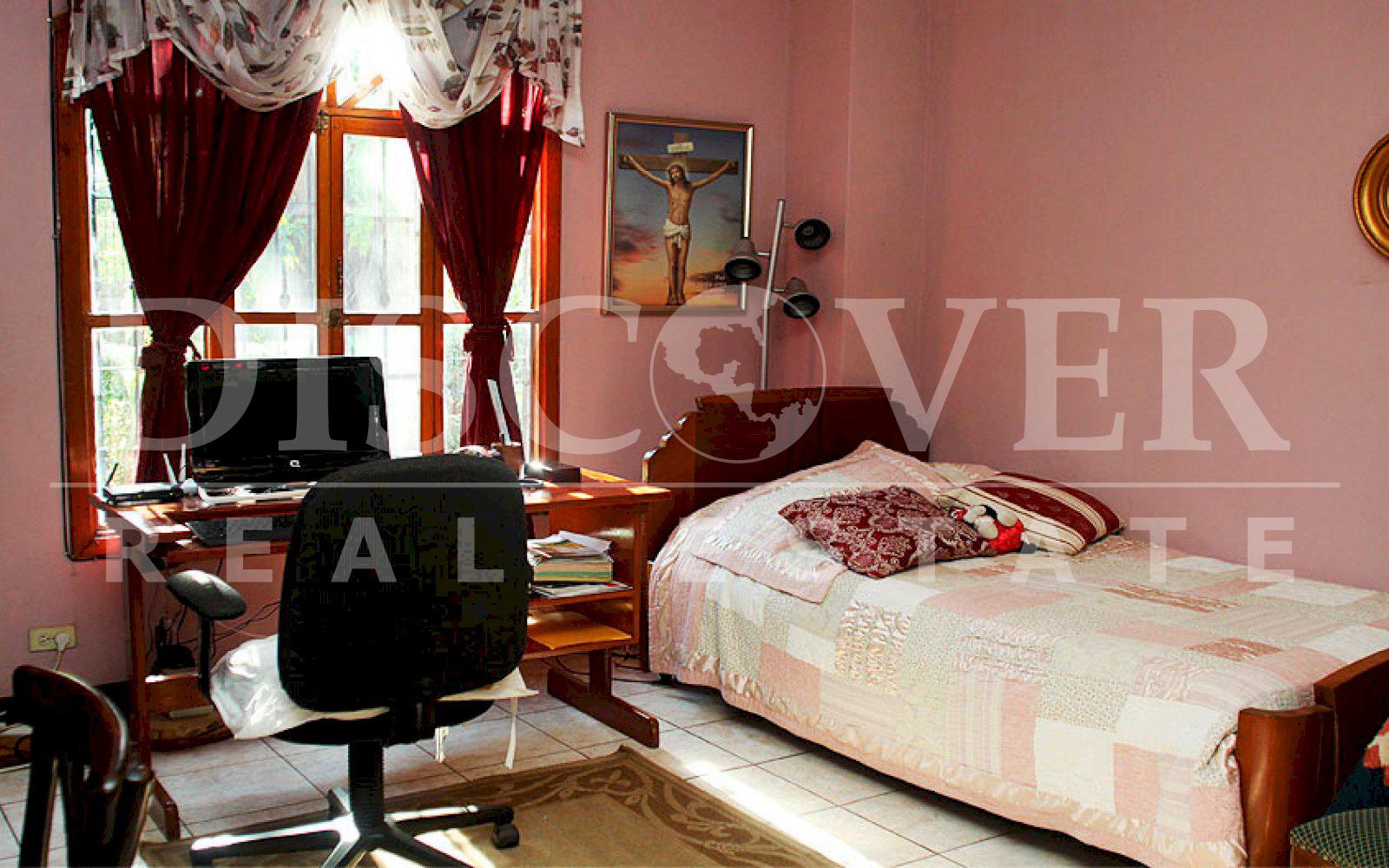 Beautiful House for Sale in Diriamba ID 10012