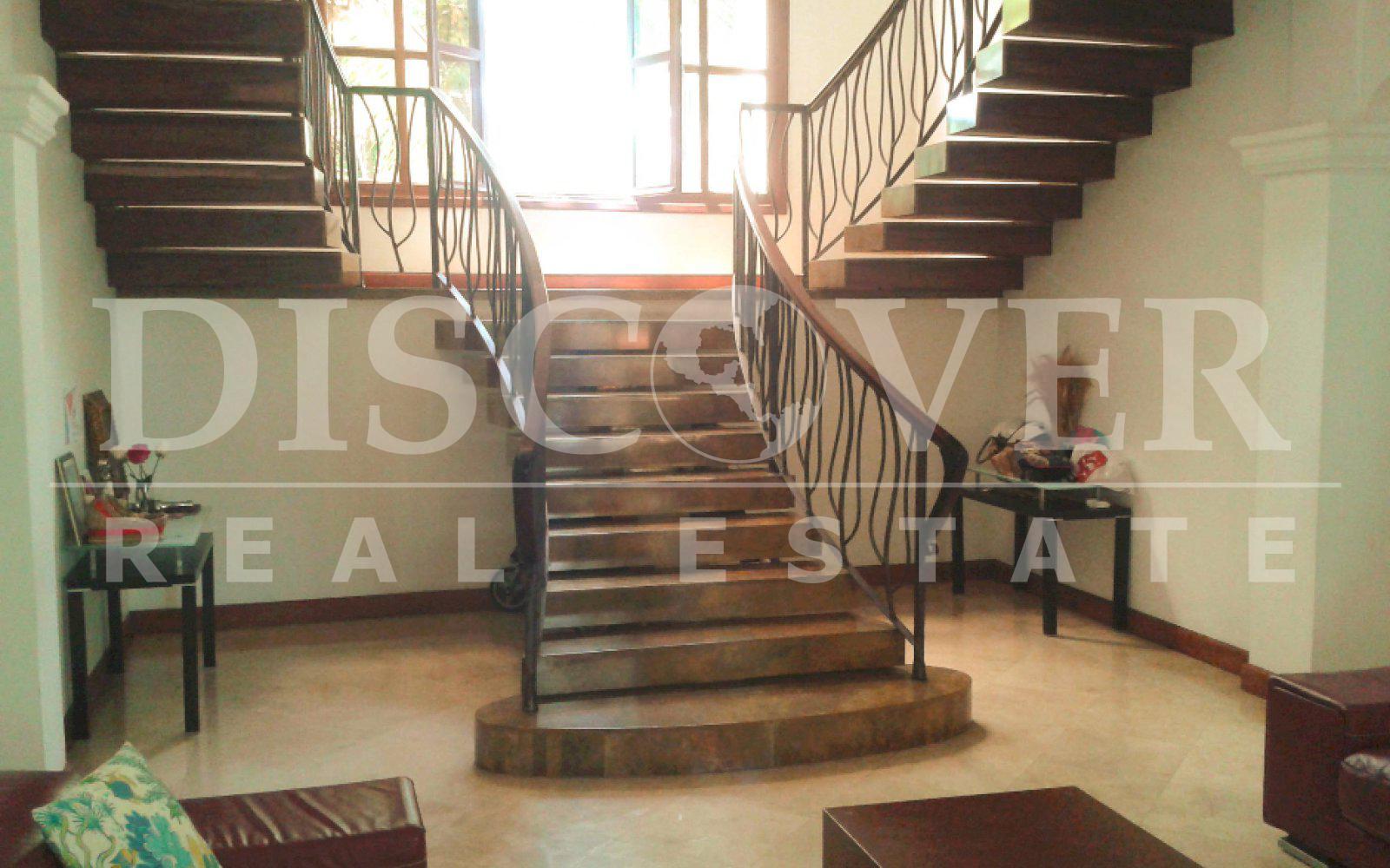 https://images.discovernica.com/propiedad/1600/casa_venta_la_villa_fontana_sur_id_10987_2.jpg