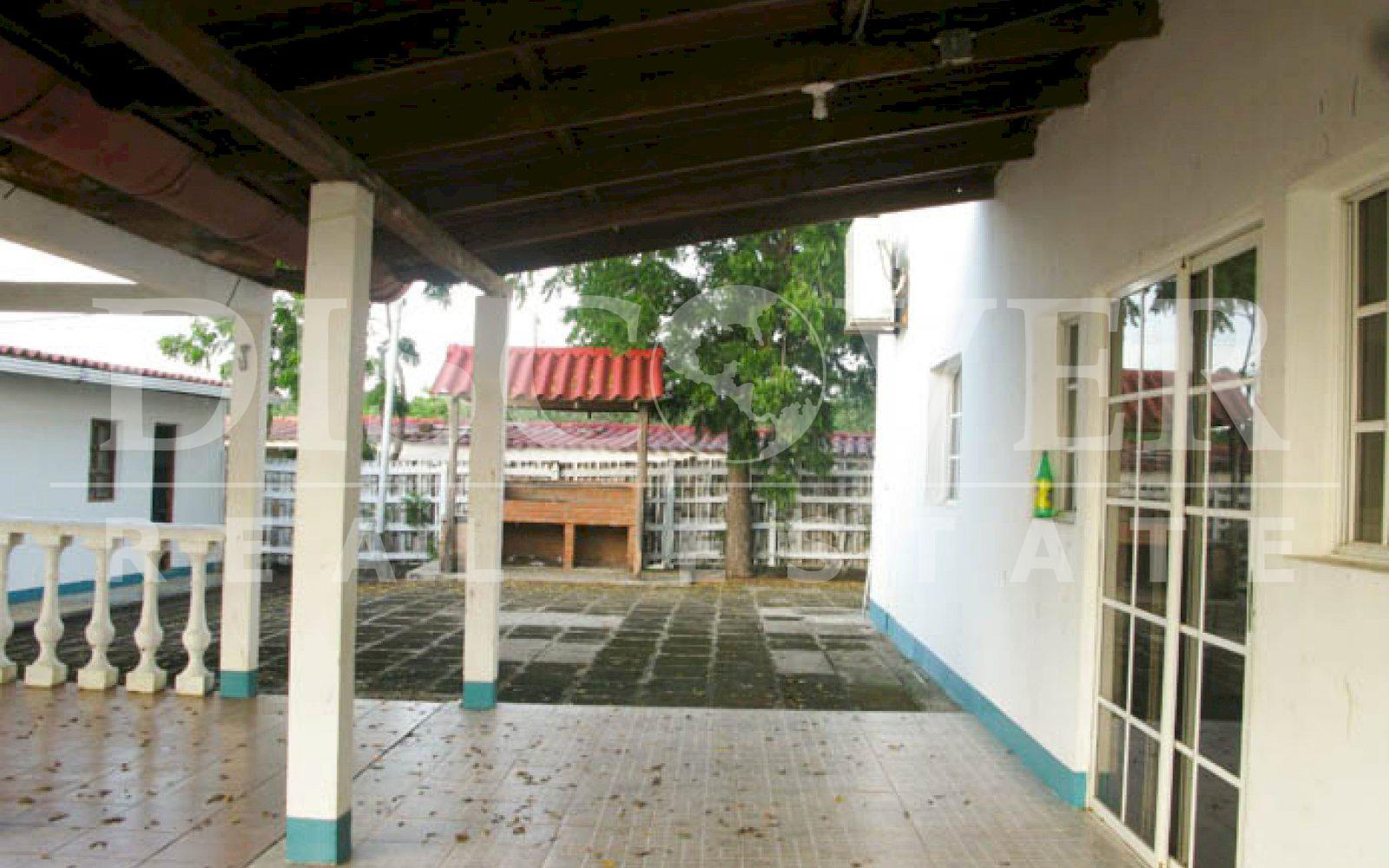 https://images.discovernica.com/propiedad/1600/casa_venta_playa_hermosa_diriamba_id_10472_7.jpg