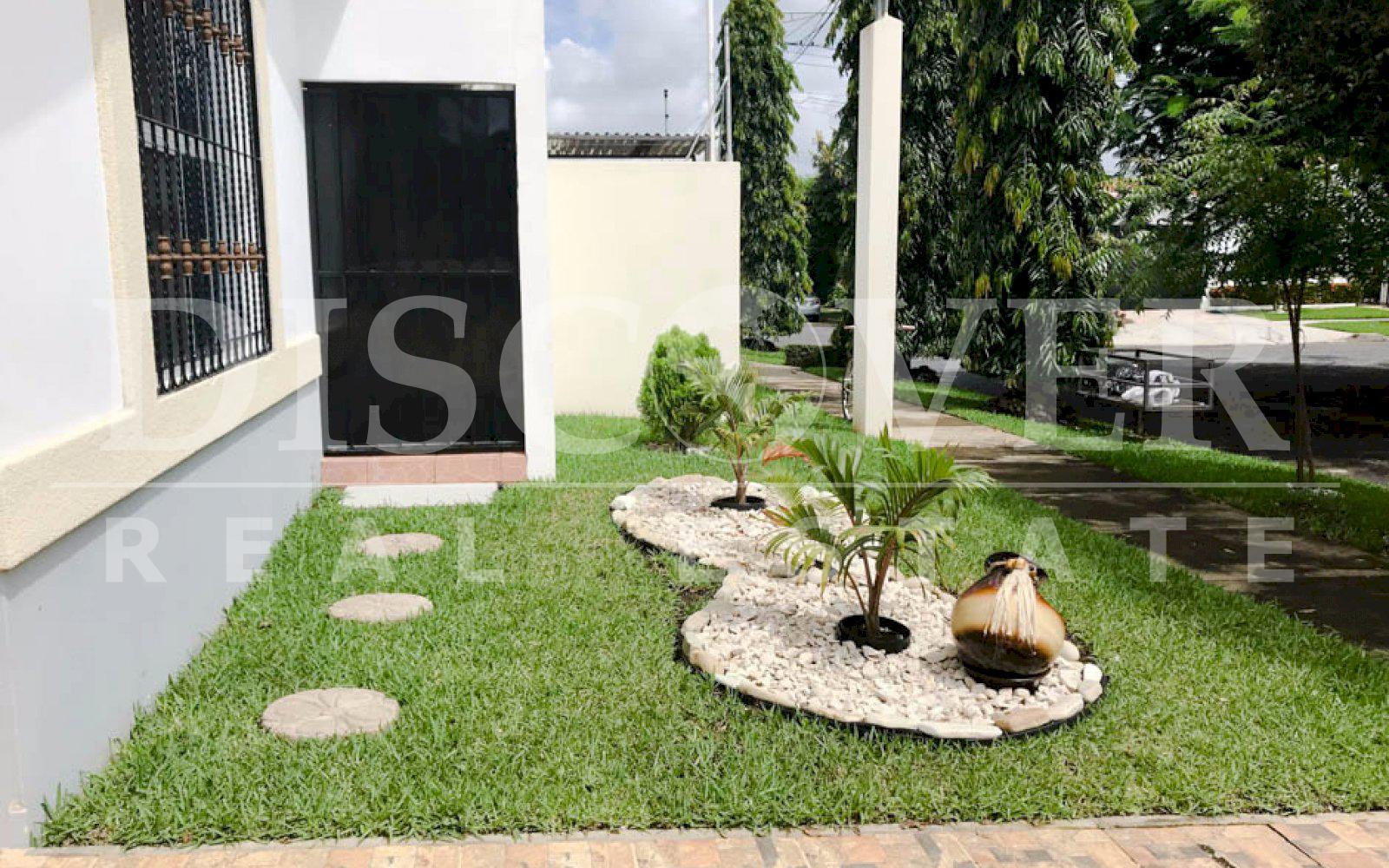 https://images.discovernica.com/propiedad/1600/casa_venta_renta_carretera_masaya_3_habitaciones_2_ba_os_1_sala_cocina_comedor_ID11289_8.jpg
