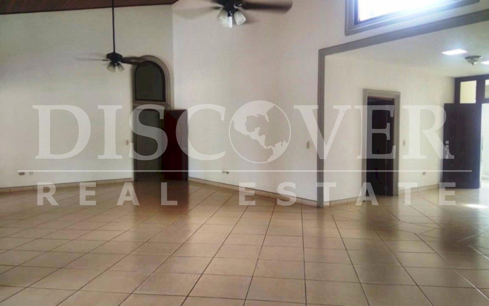 House for Rent in Safe in El Mirador de Santo Domingo Condominium ID 12089