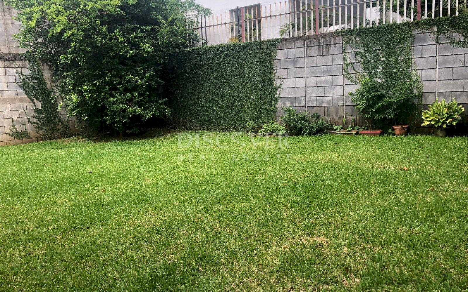  House for Rent in Colinas de Santa Cruz