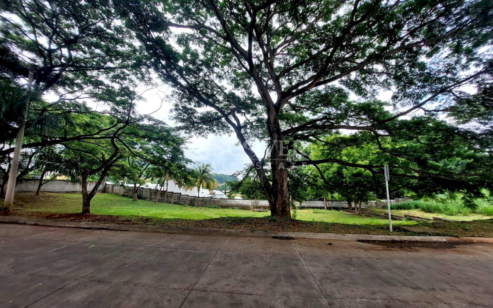  Land for Sale located in Villa Fontana Sur