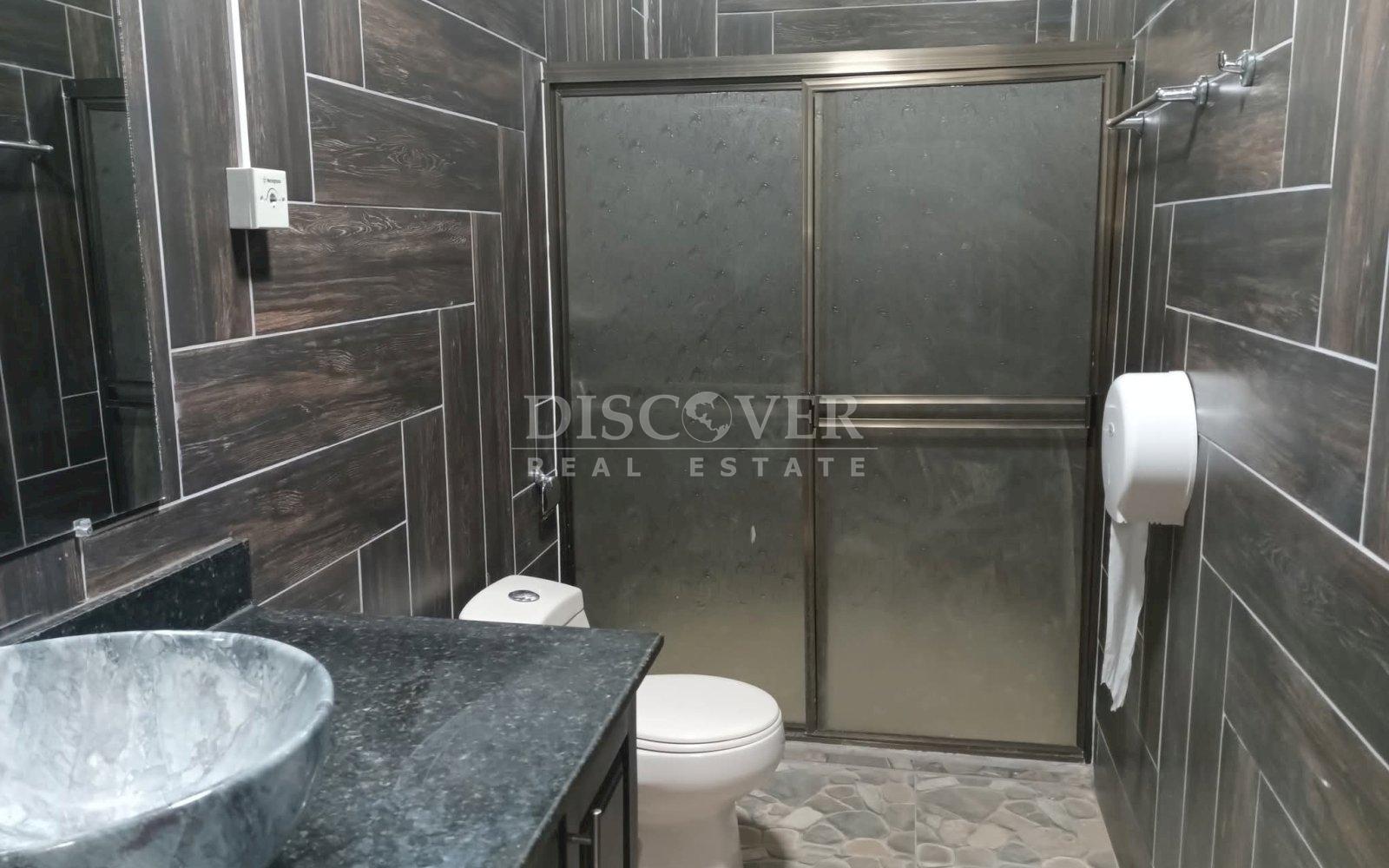 Newly remodeled house for sale in Villa Flor