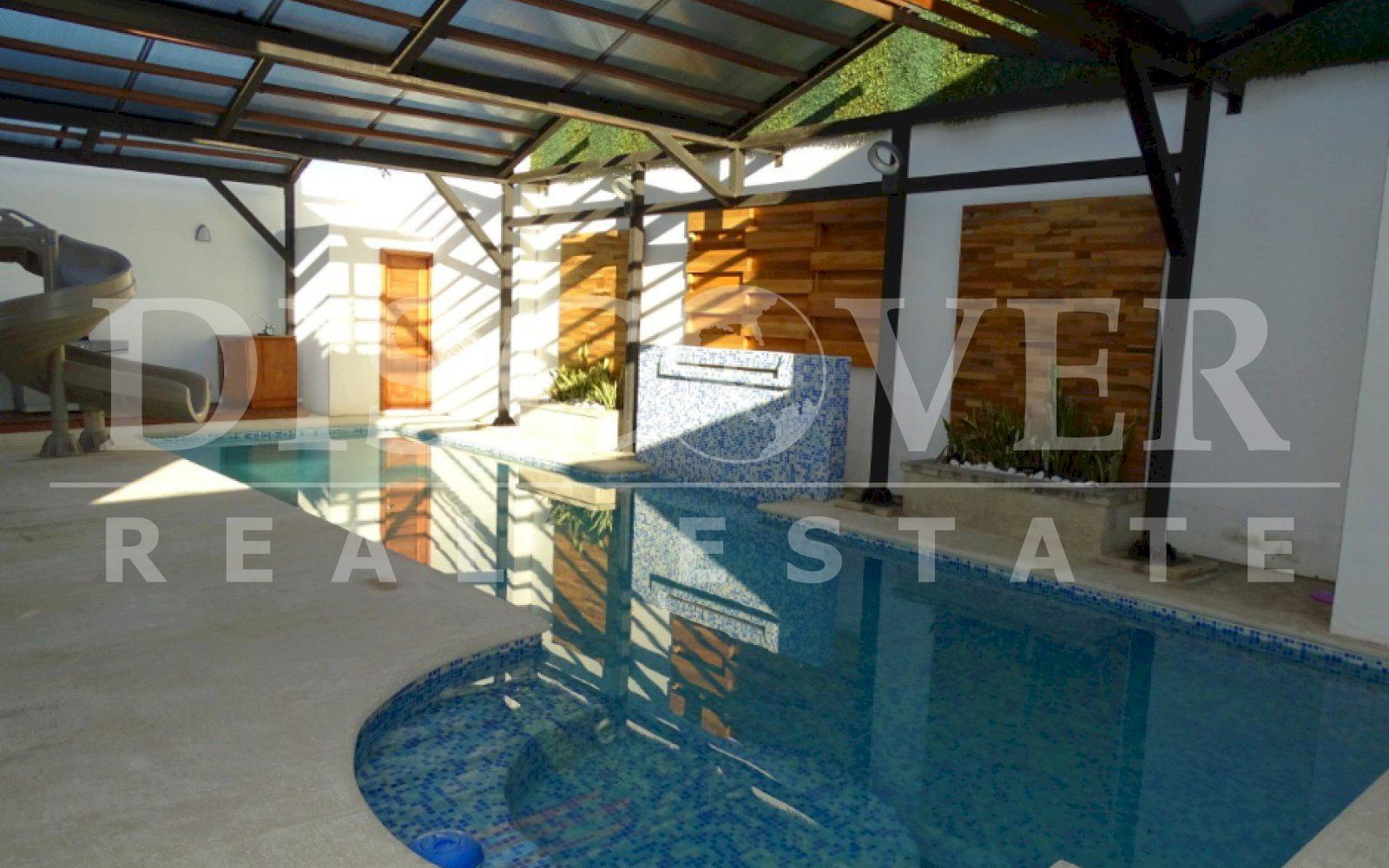 https://images.discovernica.com/propiedad/1600/crdtvbtyhbrvf.jpg