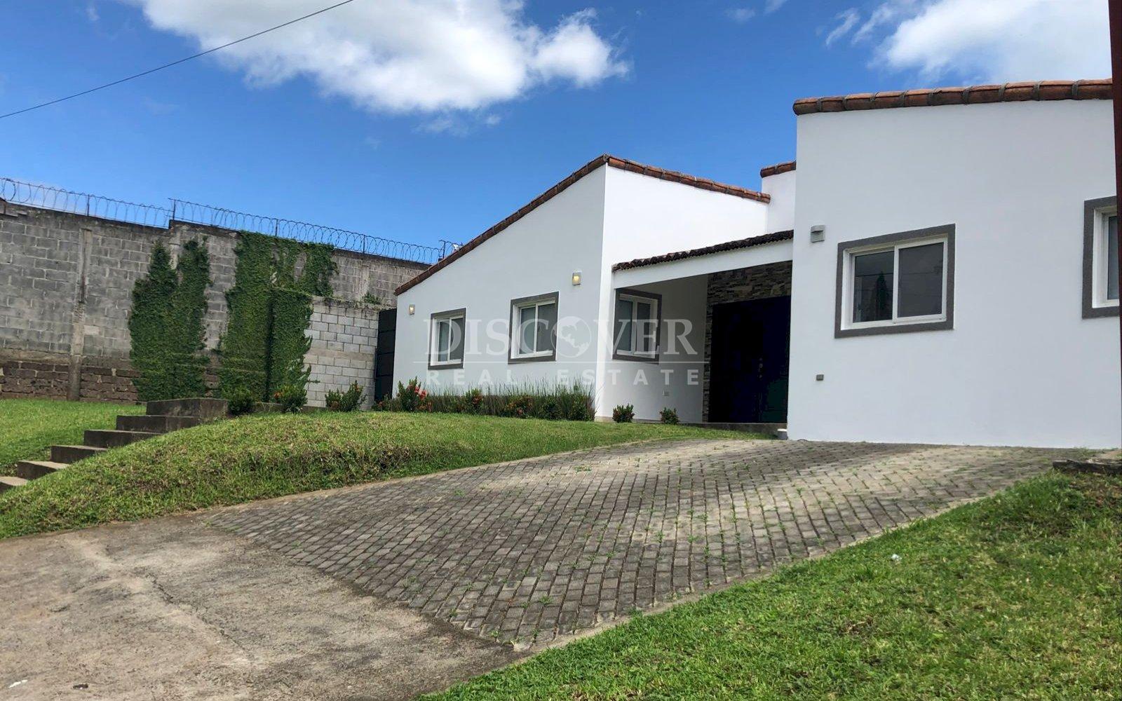  House for Rent in Colinas de Santa Cruz