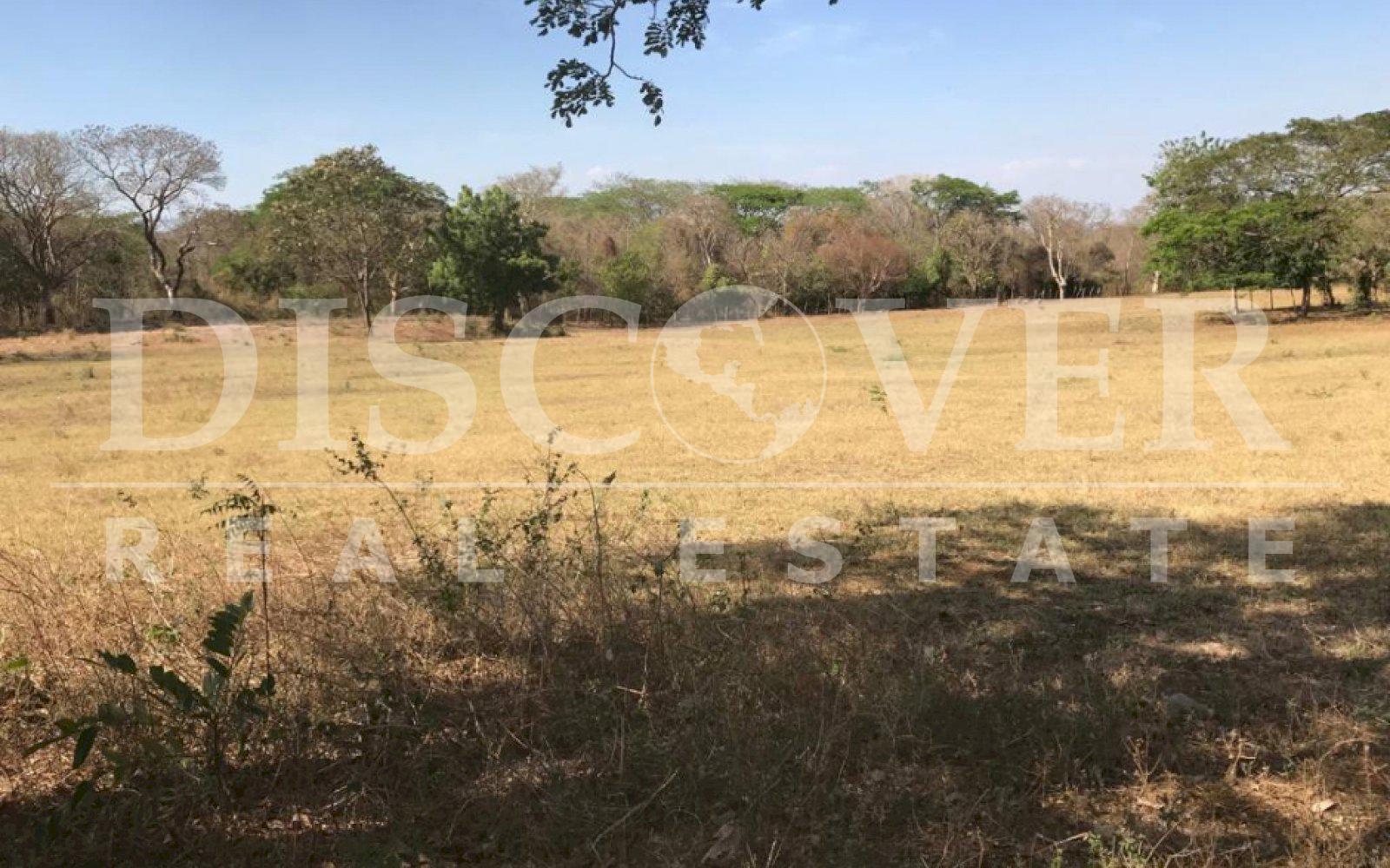  Property Suitable for Commercial Warehouses ID 8503