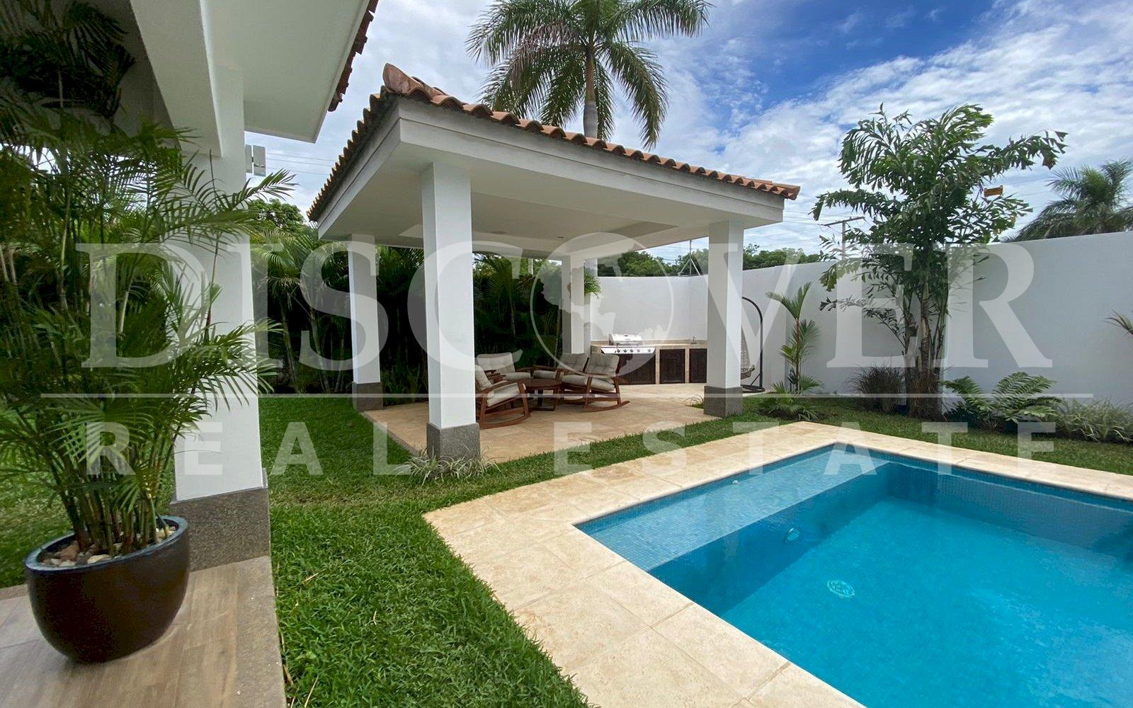 https://images.discovernica.com/propiedad/1600/dgnfmymtymtym.jpg