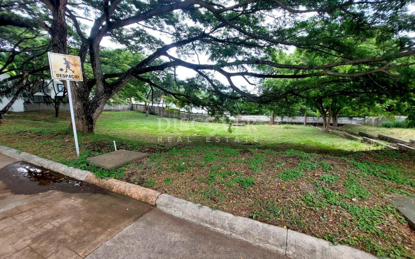  Land for Sale located in Villa Fontana Sur